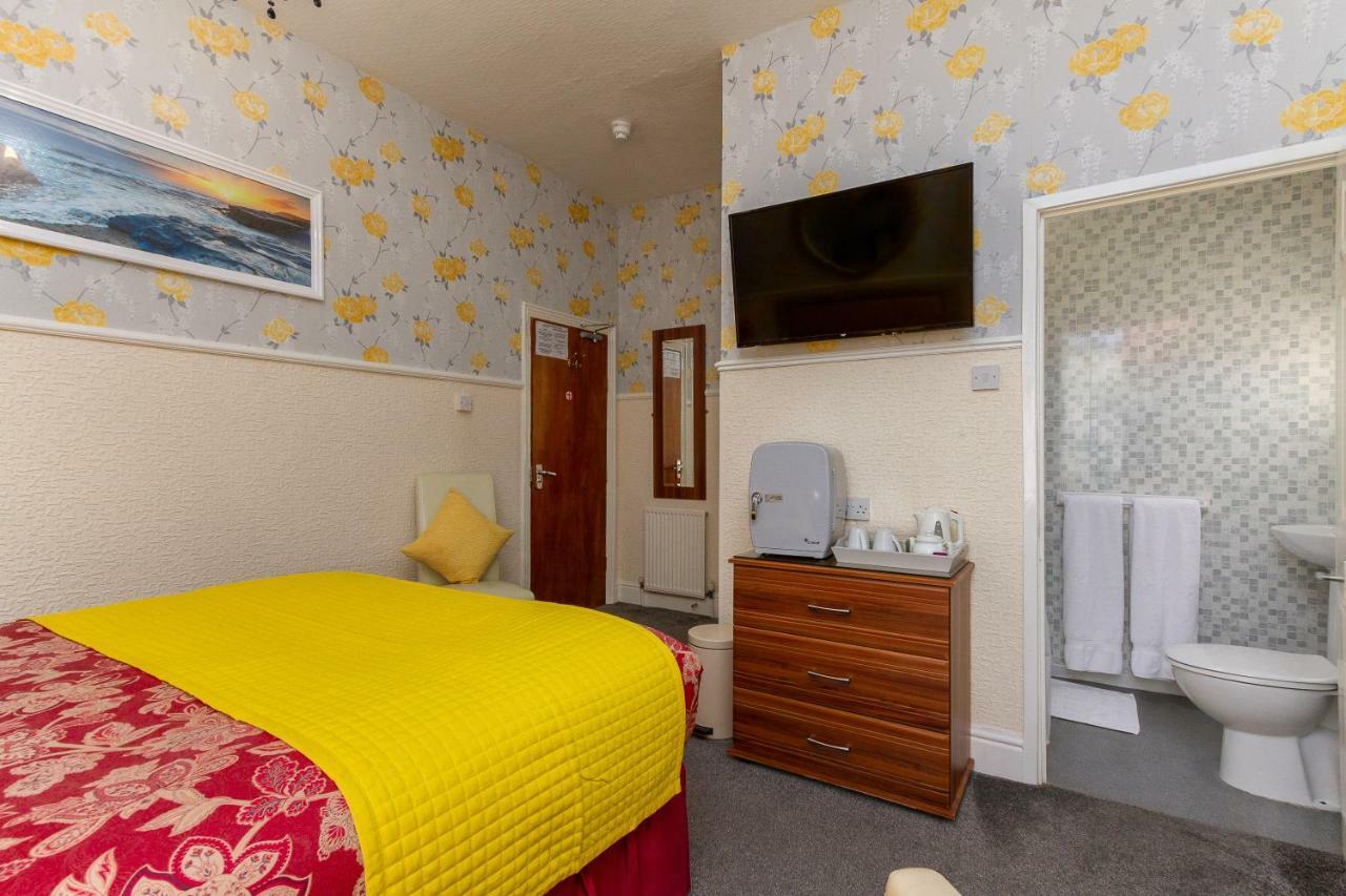Valentine Lodge Over 21 Adult Couples Only Blackpool Exterior foto