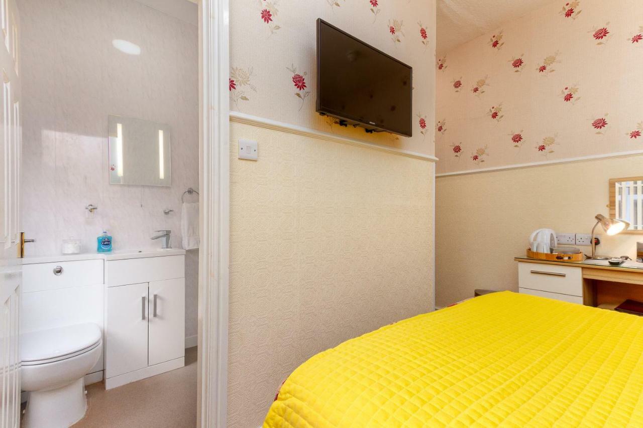 Valentine Lodge Over 21 Adult Couples Only Blackpool Exterior foto