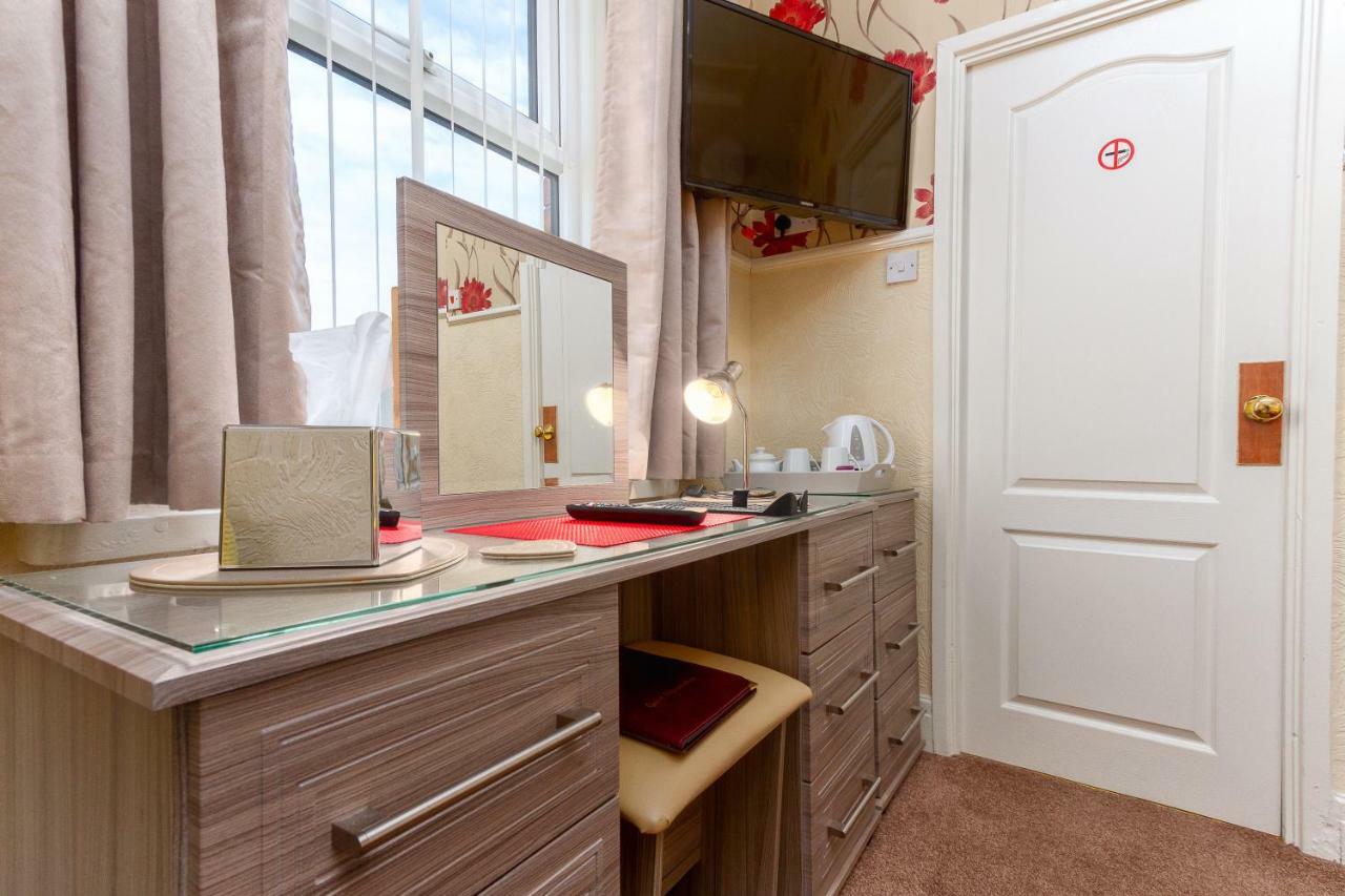 Valentine Lodge Over 21 Adult Couples Only Blackpool Exterior foto